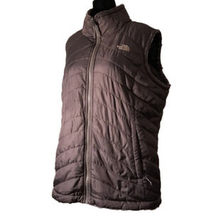 𝅺the North Face reversible vest.  Pale mauve. Women’s large.